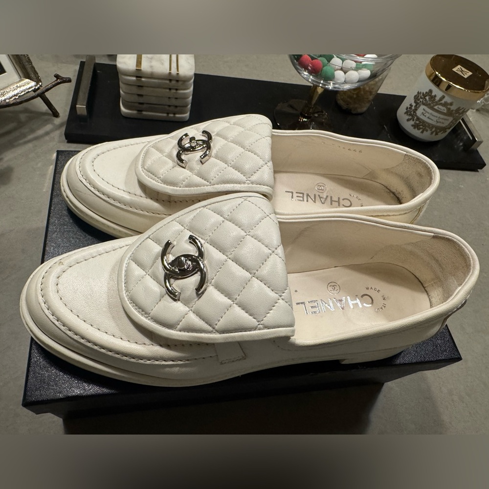Chanel Women's Turnlock White Loafers size 41